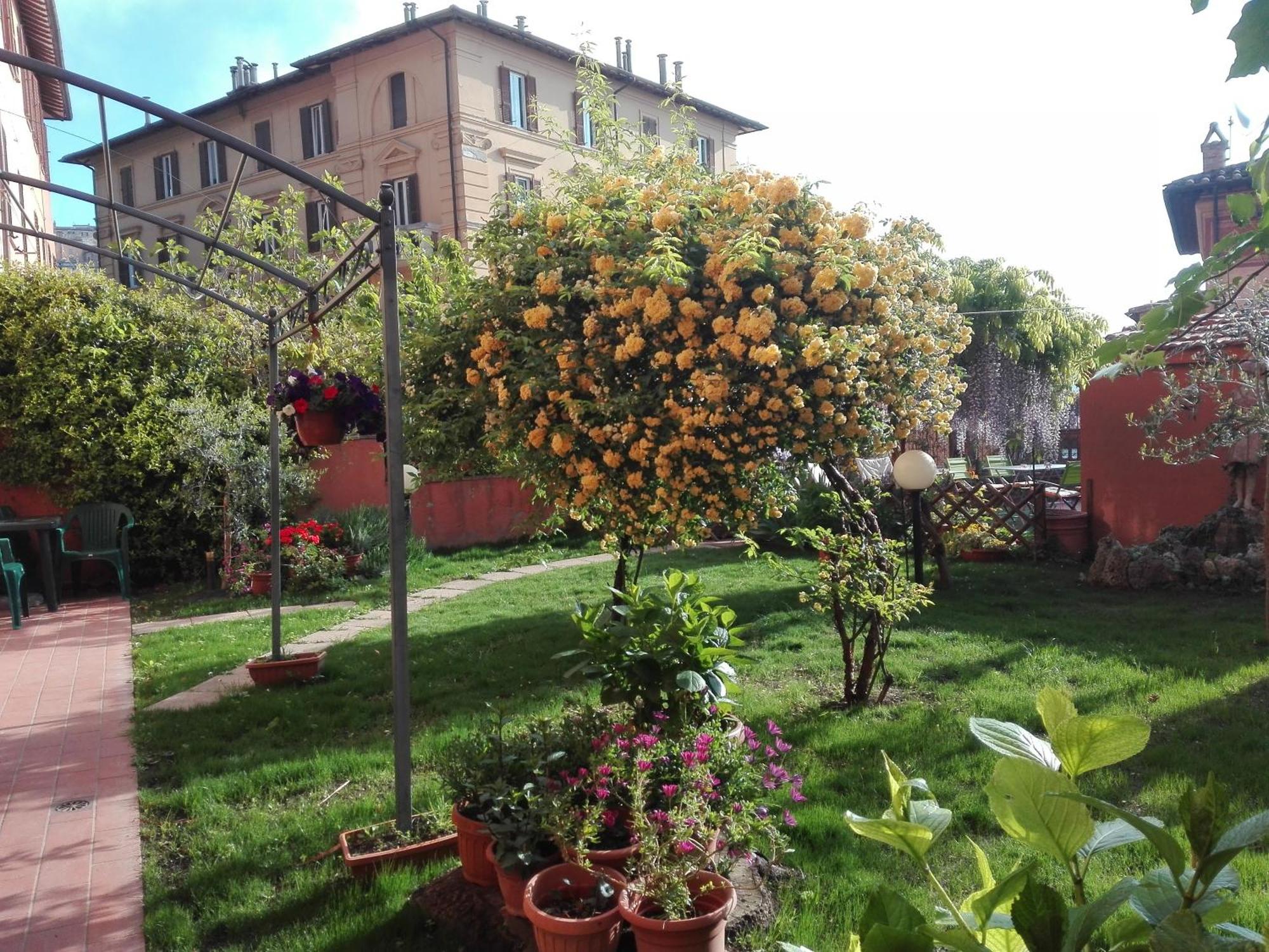 مبيت وإفطار بيرودجا Al Giardino Di Alice المظهر الخارجي الصورة