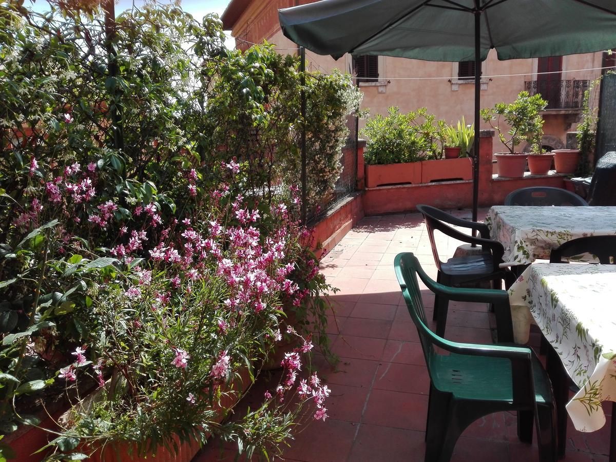 مبيت وإفطار بيرودجا Al Giardino Di Alice المظهر الخارجي الصورة