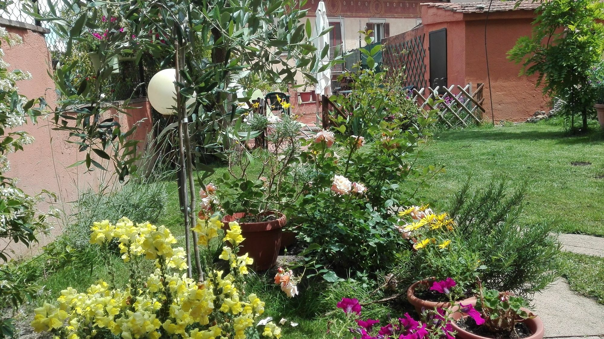 مبيت وإفطار بيرودجا Al Giardino Di Alice المظهر الخارجي الصورة