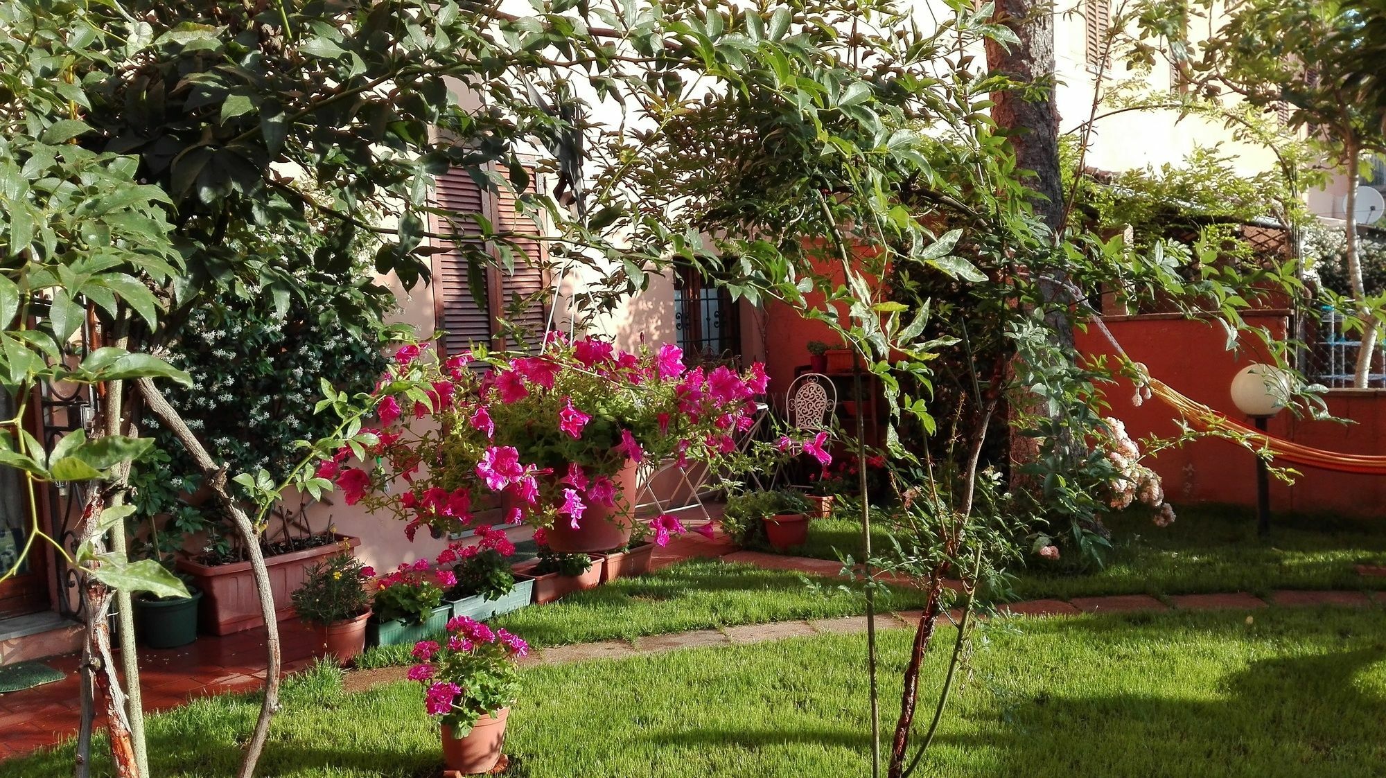 مبيت وإفطار بيرودجا Al Giardino Di Alice المظهر الخارجي الصورة