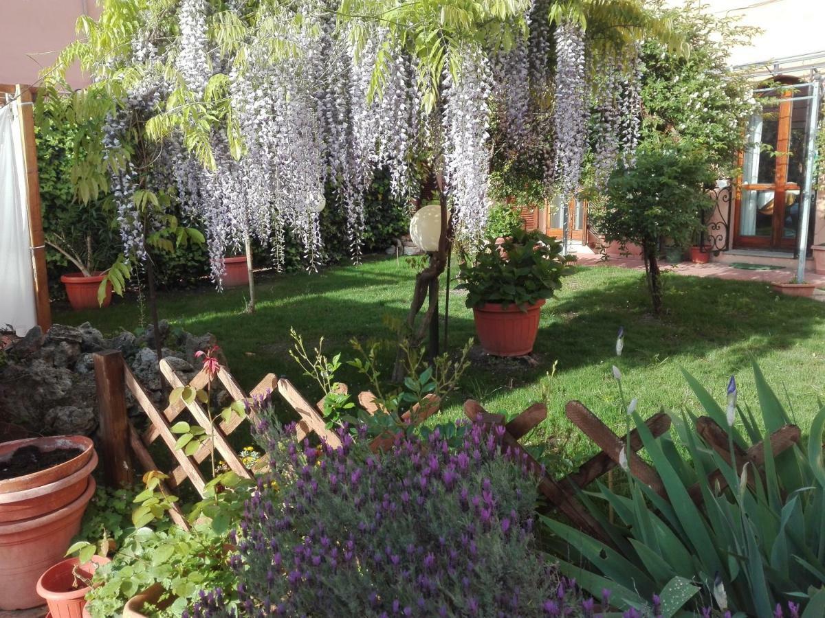 مبيت وإفطار بيرودجا Al Giardino Di Alice المظهر الخارجي الصورة